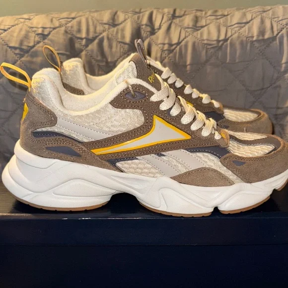 Reebok Athletic Shoes - Brown, Yellow, White - Picture 2 of 5